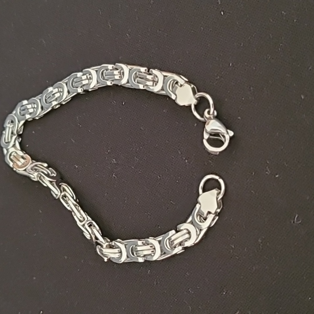 Men's Link Bracelent  NEW